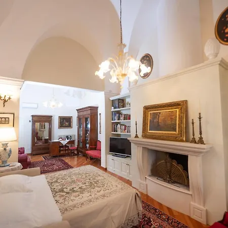 Ai Due Santi Bed and breakfast 4*